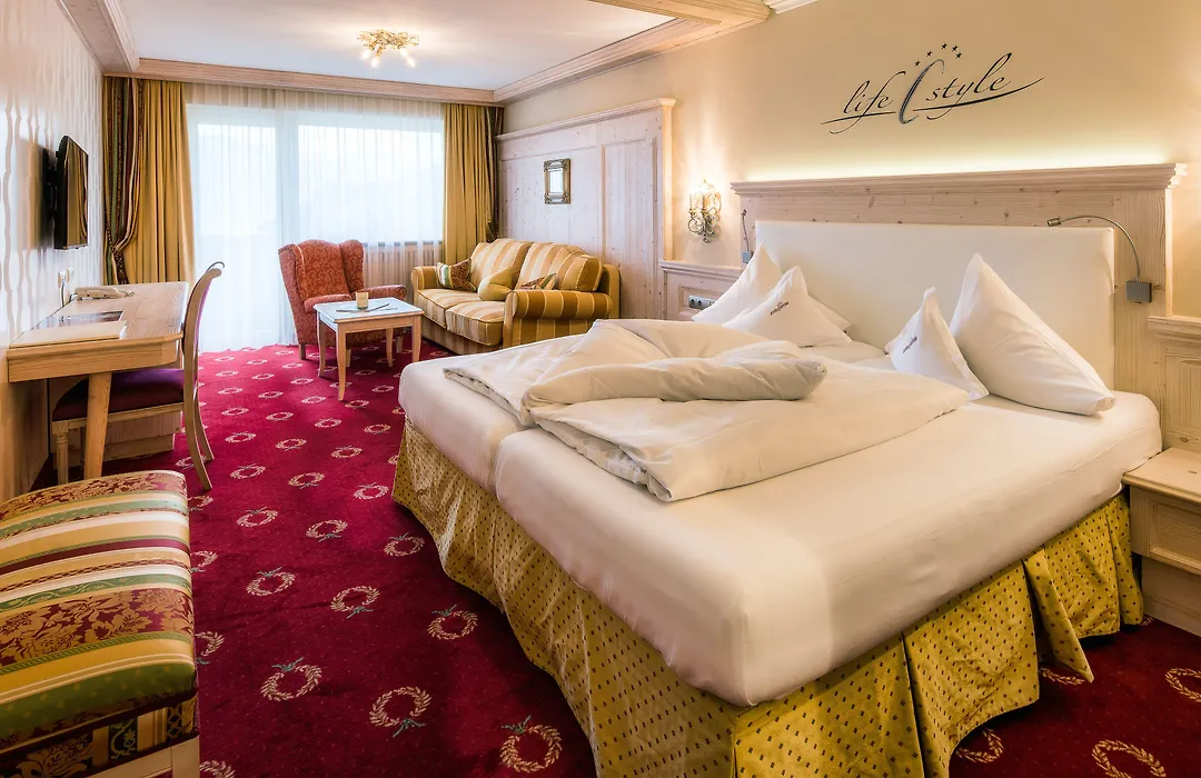 Wellnesshotel Cervosa-1